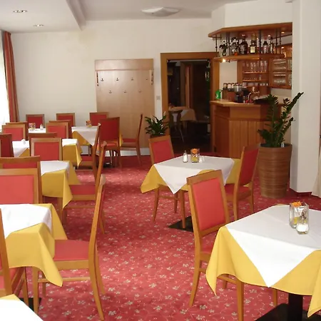 Отель Hubertus Мальниц