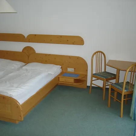 Hotel Hubertus 3*